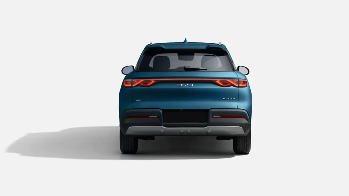 BYD ATTO 2 DM-i Boost, híbrido enchufable, en renting — Delantera