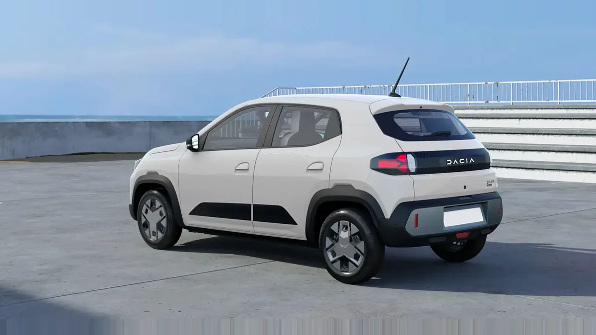 Dacia Spring Expression Electric 33kW (45CV), 100% eléctrico, en renting — Trasera
