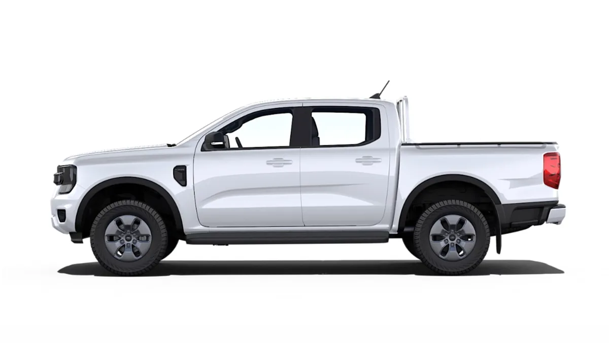 Ford Ranger XLT Doble Cabina 2.3 TVCT PHEV 280CV Automática II, híbrido enchufable, en renting — Lateral