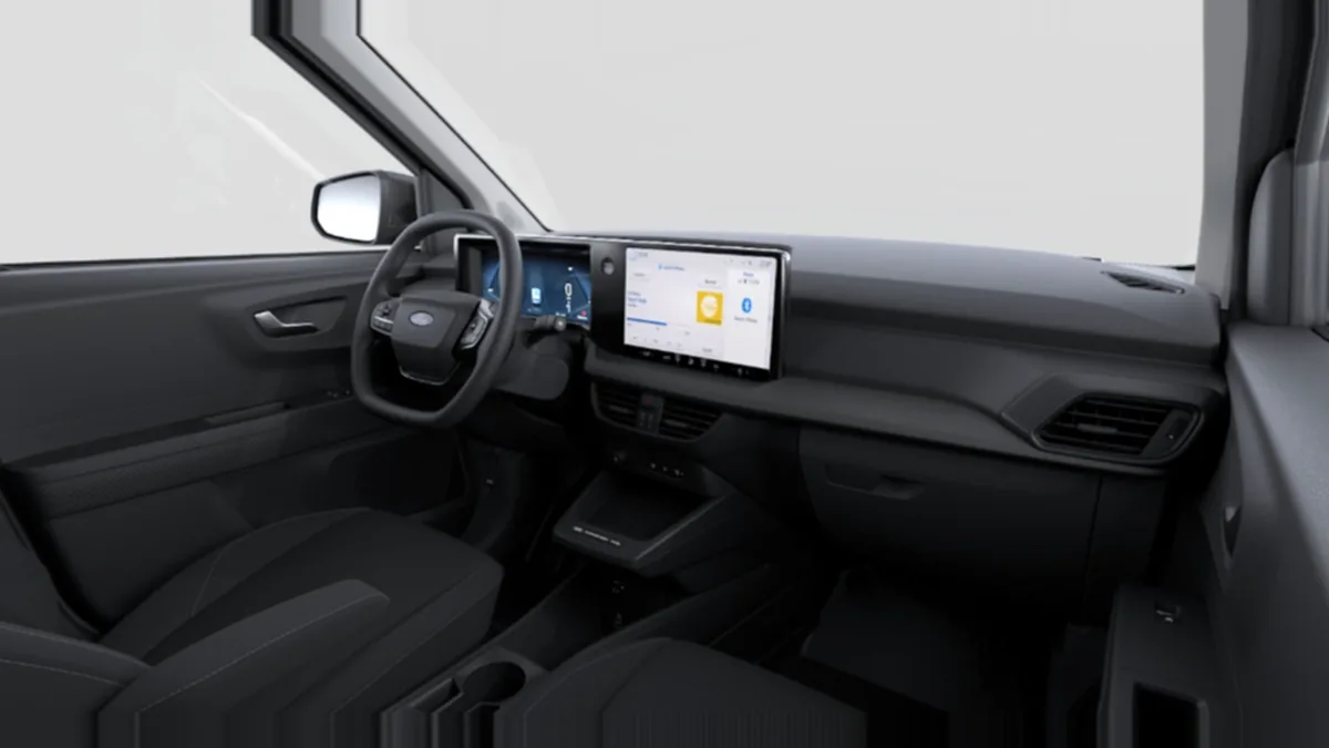 Ford Transit Courier Van Trend BEV 136cv Automática II, 100% eléctrico, en renting — Interior