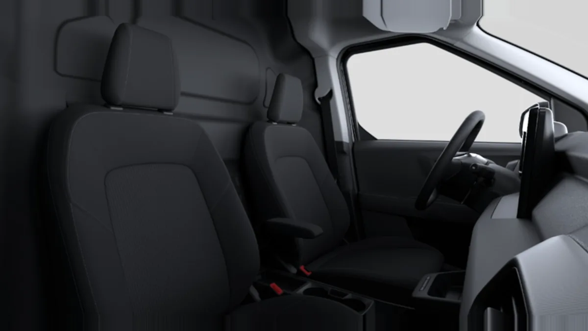 Ford Transit Courier Van Trend BEV 136cv Automática II, 100% eléctrico, en renting — vista 6