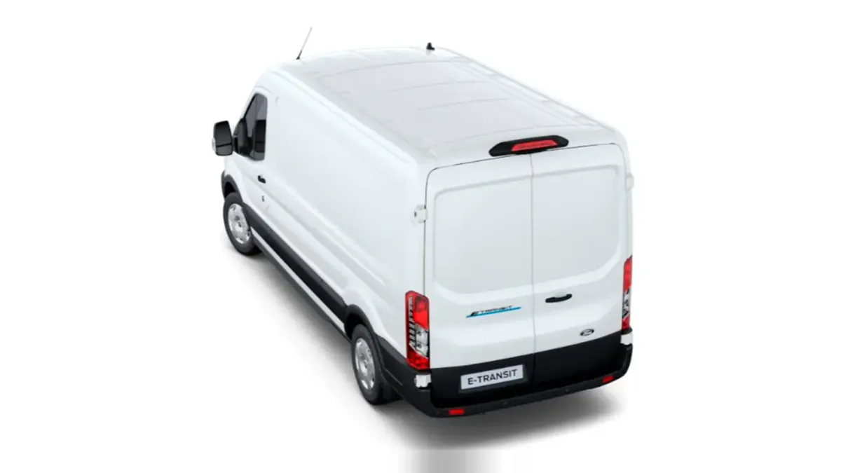 Ford Transit Van 350 L3 BEV Trend 184cv RWD II, 100% eléctrico, en renting — Lateral