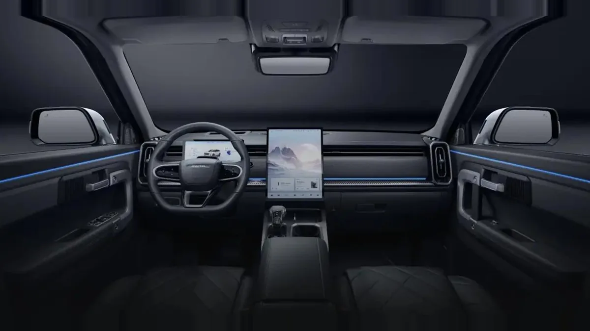 Jaecoo 7 PHEV Business 1.5 TGDI 205kW (279CV) FWD, híbrido enchufable, en renting — Trasera