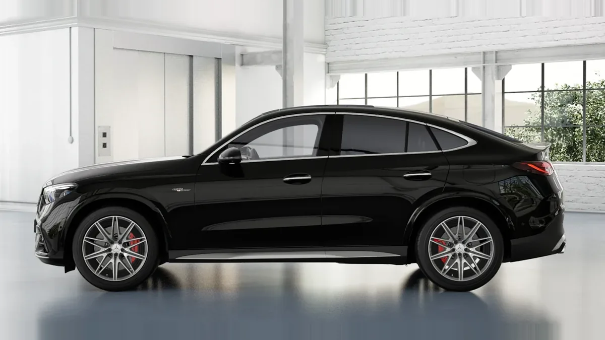 Mercedes-AMG GLC Coupé 63 S E Performance, híbrido enchufable, en renting — Lateral