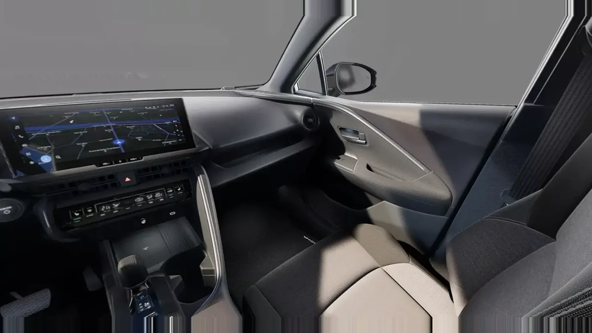 Toyota C-HR Advance Plug-in Hybrid 220, híbrido enchufable, en renting — vista 6